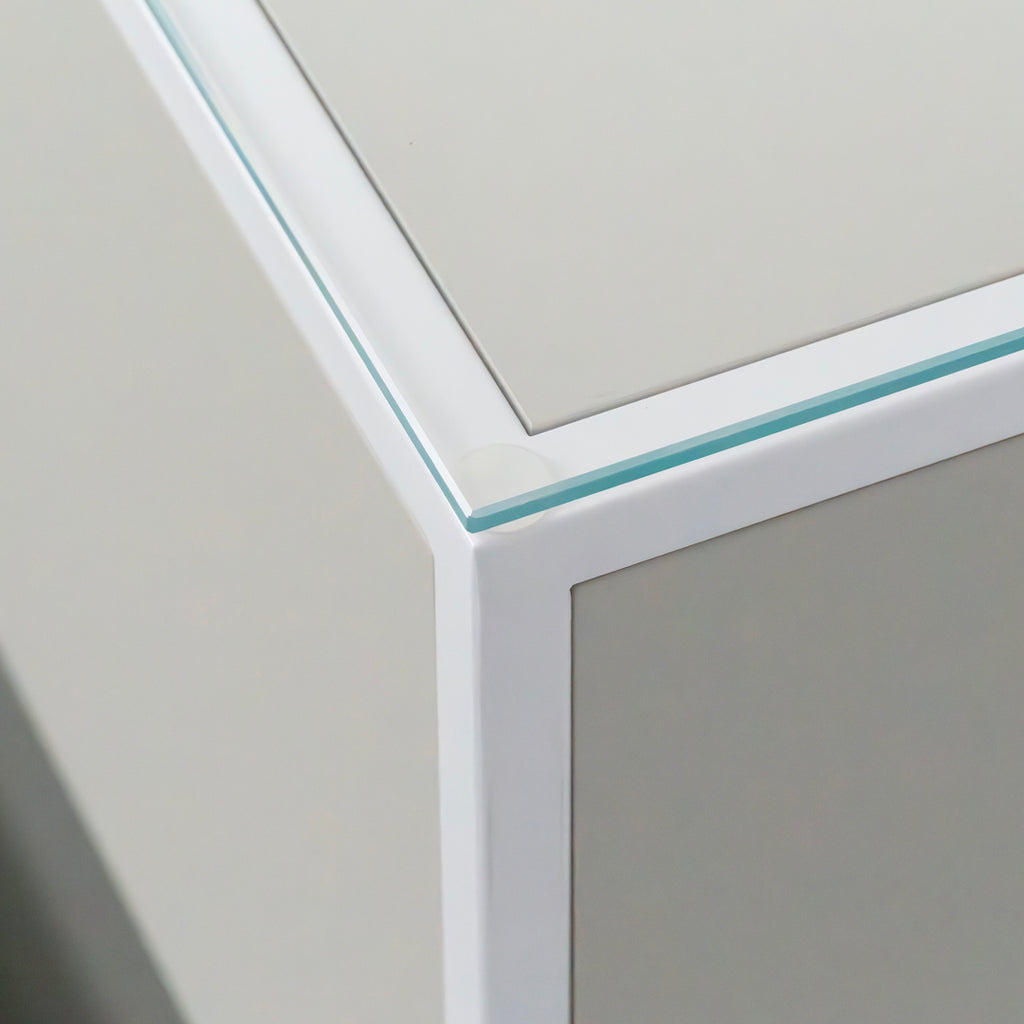 Sideboard vier
