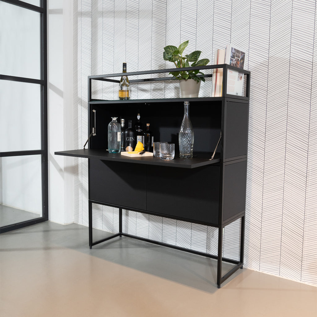 Sekretär Bar