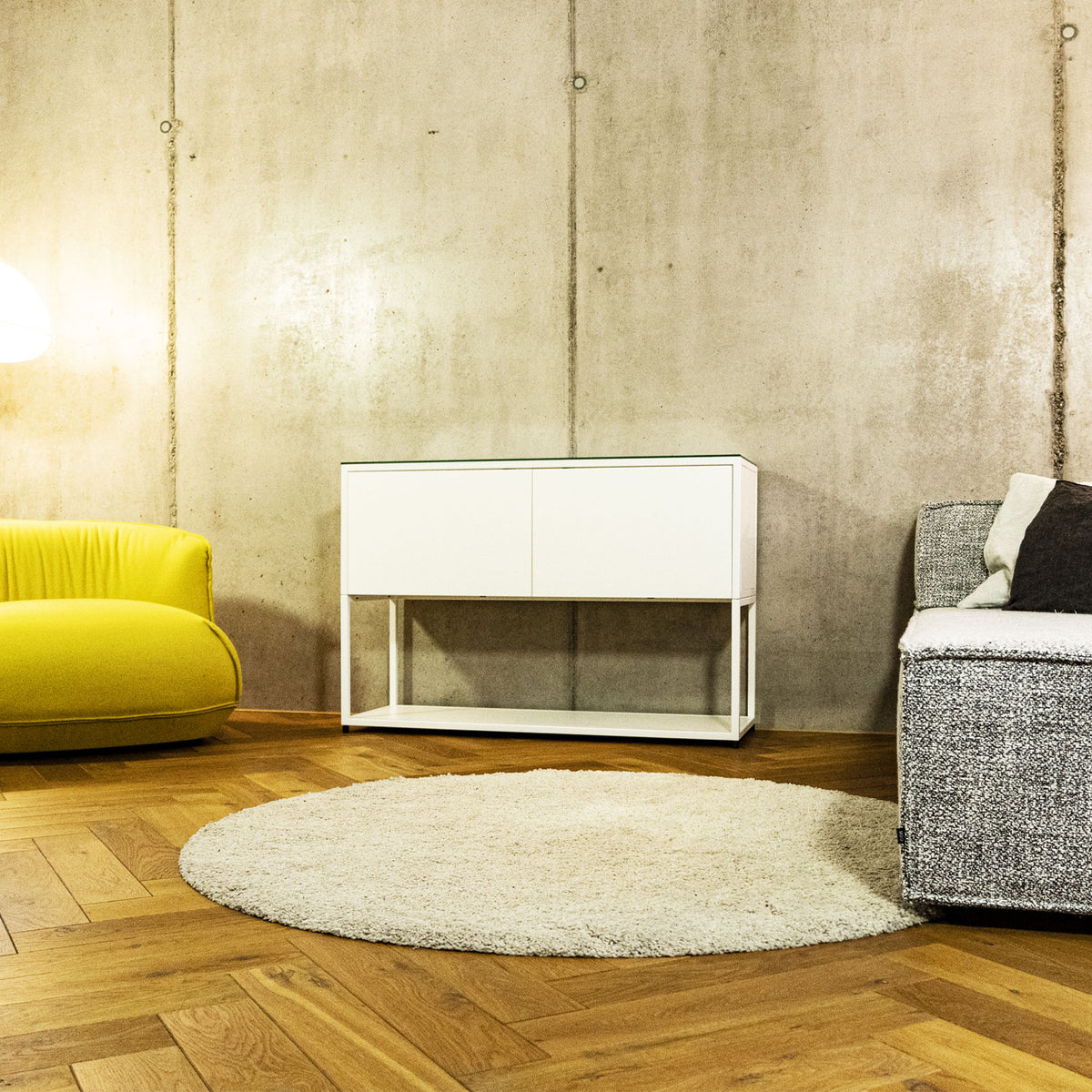 Sideboard fünf