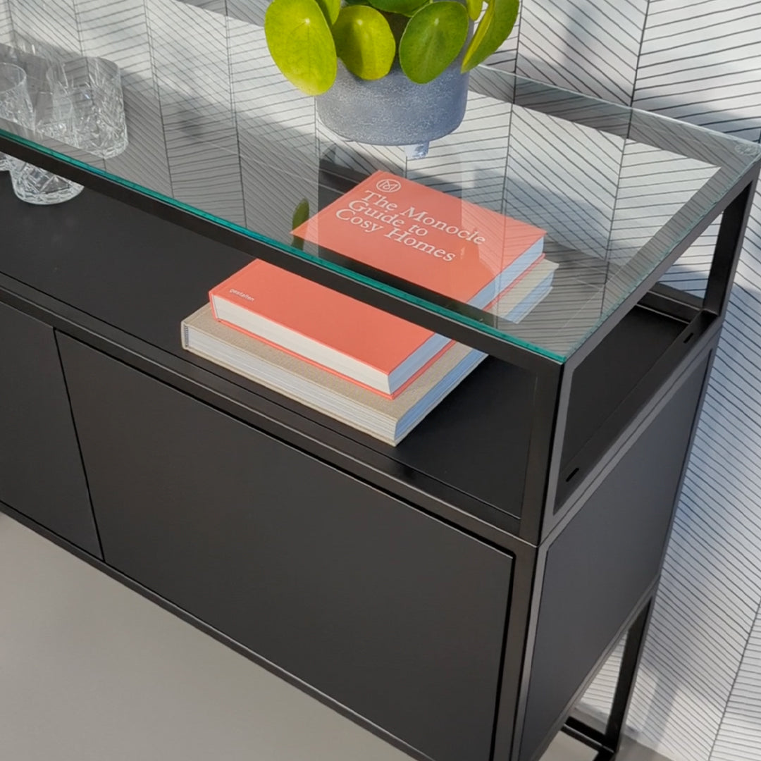Sideboard einundzwanzig
